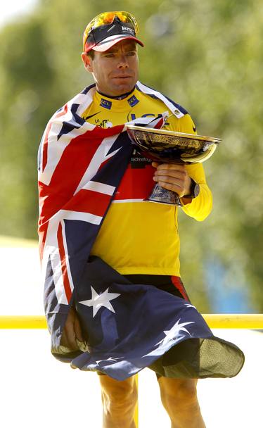 Legatissimo alle sue origini, eccolo sul podio del Tour 2011 con la bandiera australiana (BettiniPhoto)